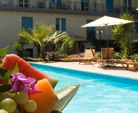 Hotel Villa Giusy Castellaneta Marina Buitenkant foto