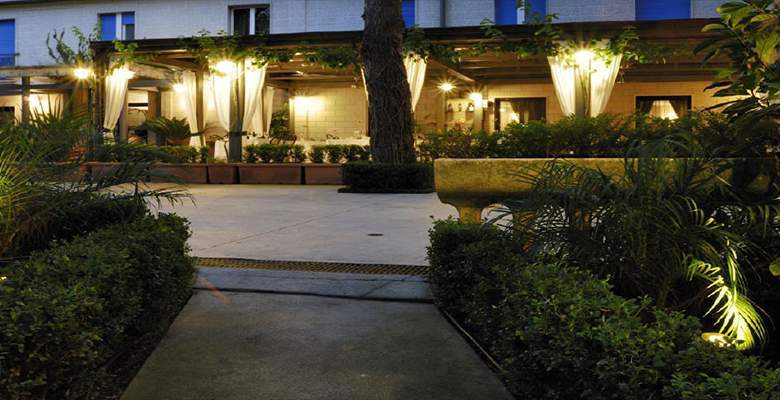 Hotel Villa Giusy Castellaneta Marina Buitenkant foto